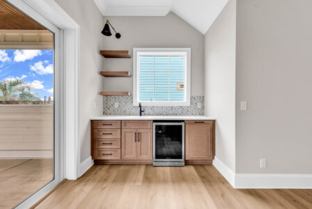 wet bar of Waterbridge home by swift creek homes