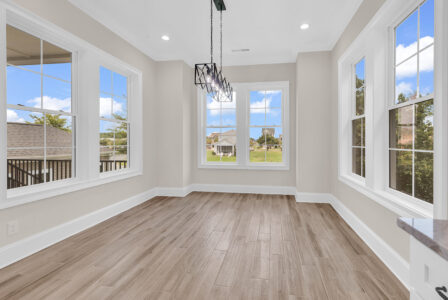 dining room of Whispering Winds home