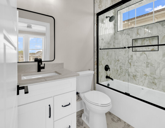 bathroom of Whispering Winds home