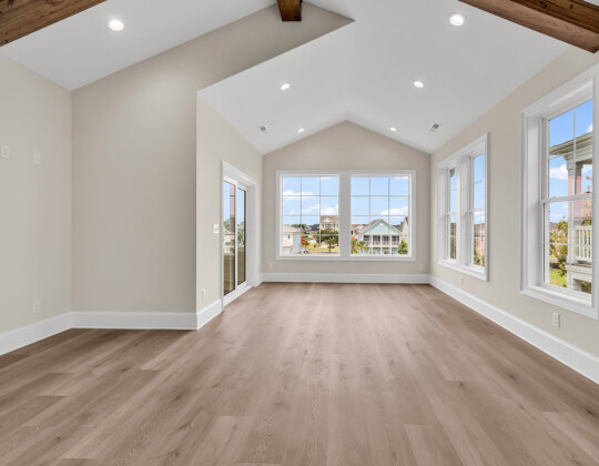 primary suite of Whispering Winds home