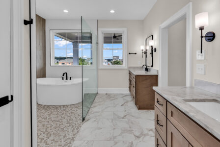 primary bathroom of Whispering Winds home