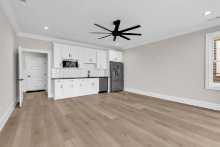 guest suite living room and kitchenette of Whispering Winds home