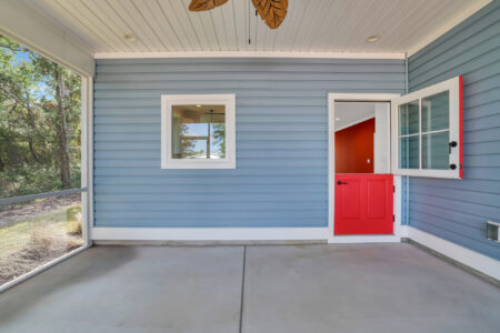 screened in porch of atlantic beach 3 house
