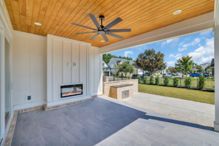 porch of palms 3 home
