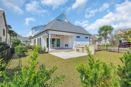 rear exterior of palms 3 home