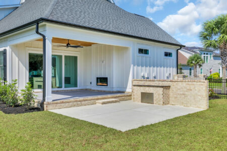 rear exterior of palms 3 home
